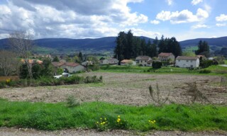 Terrain  1235 m² à vendre à Noirétable (42440)