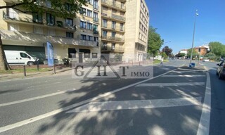 Commerce  72 m² à louer à Créteil (94000)