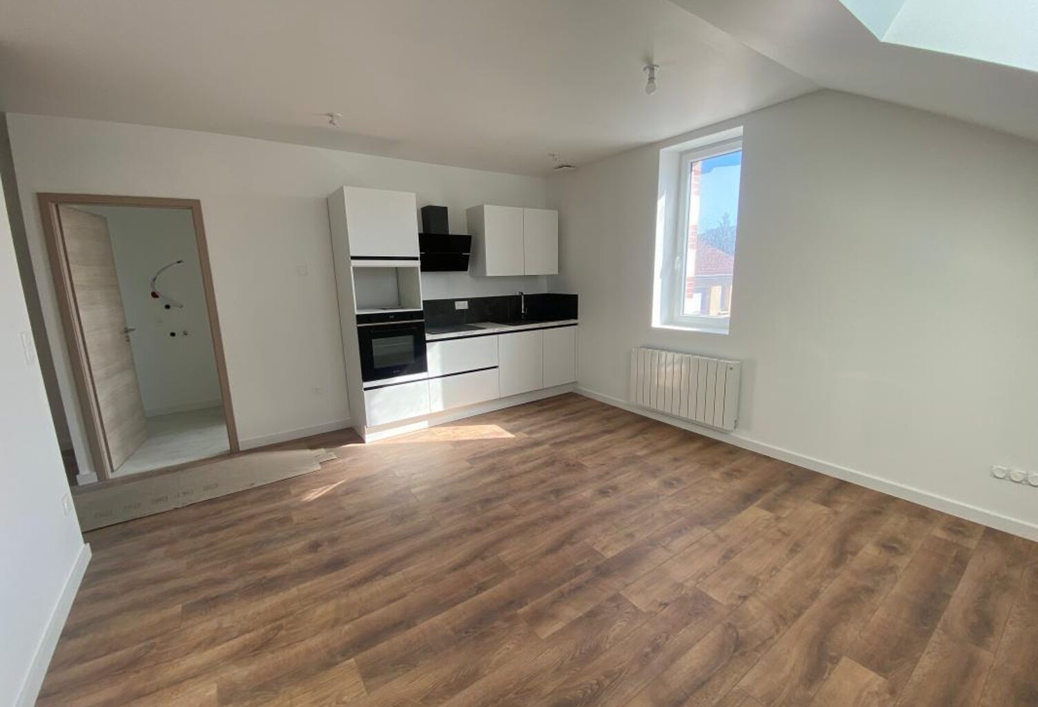 Appartement rénové F3 de 55m² - Place de parking - Cave — photo 1