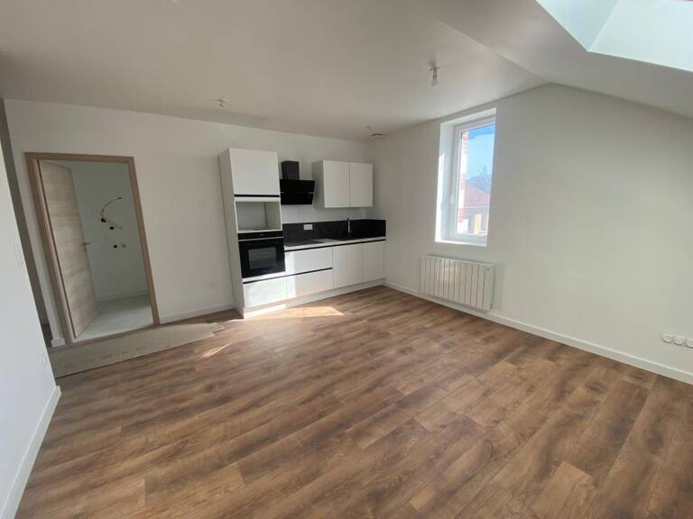 Appartement rénové F3 de 55m² - Place de parking - Cave — photo 1