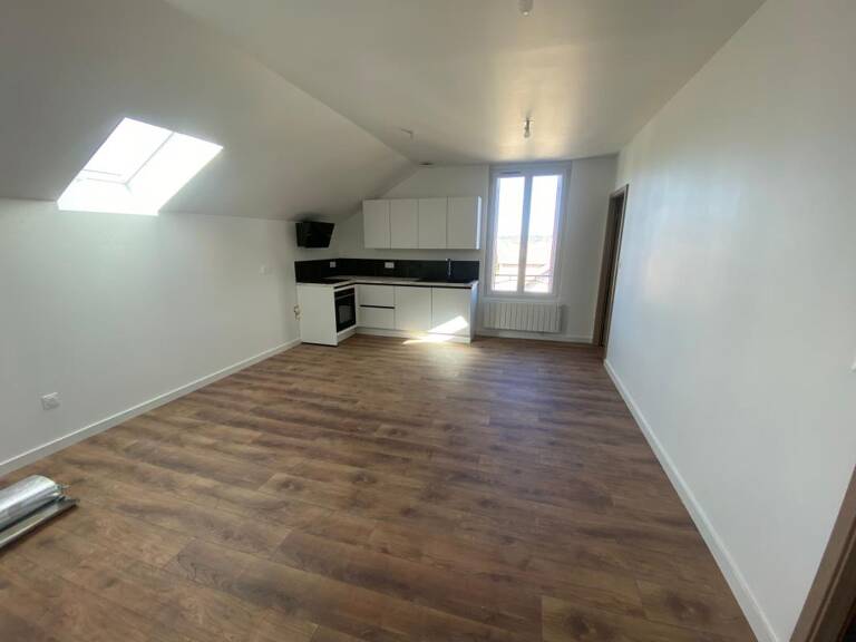 Appartement rénové F3 de 57m² - Place de parking - Cave — photo 1
