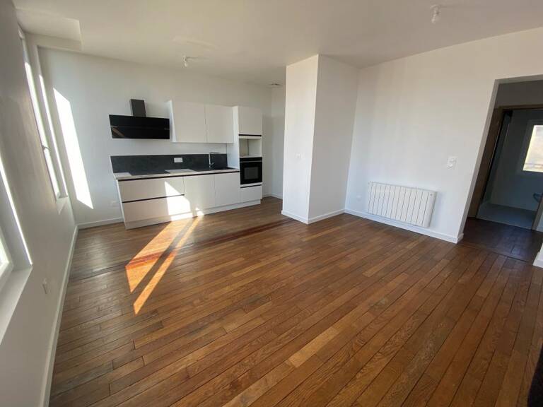 Appartement rénové F3 de 56m² - Place de parking - Cave — photo 1