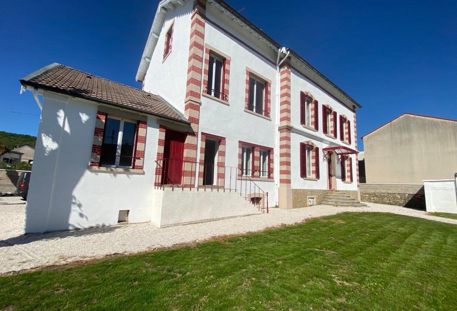 Appartement rénové F3 de 55m² - Jardin privatif de 200 m²- Parking - Cave — photo 1
