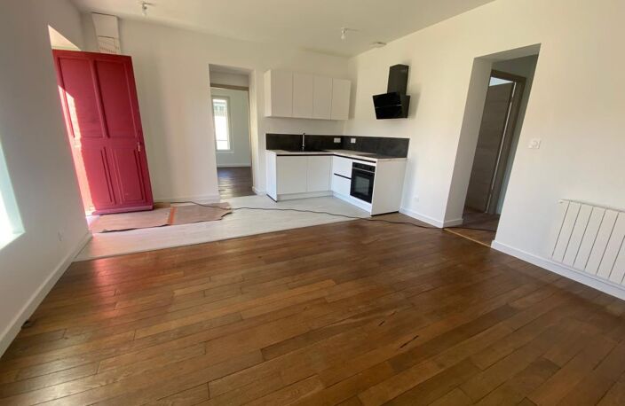 Appartement rénové F3 de 55m² - Jardin privatif de 200 m²- Parking - Cave — photo 2