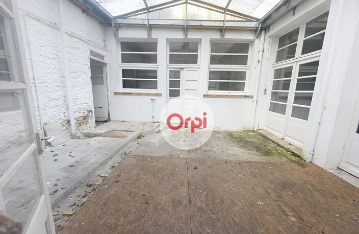 Produit d'investissement 500 m2 Questembert centre — photo 5