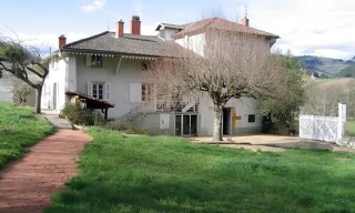 Maison 12 Pièces 243 m² à vendre à Chamelet (69620)