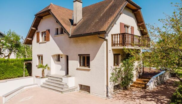 Villa / Maison 7 pièces  à vendre Échenevex 01170