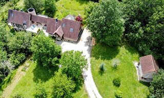 Maison 7 Pièces 228 m² à vendre à Rouffignac-Saint-Cernin-de-Reilhac (24580)