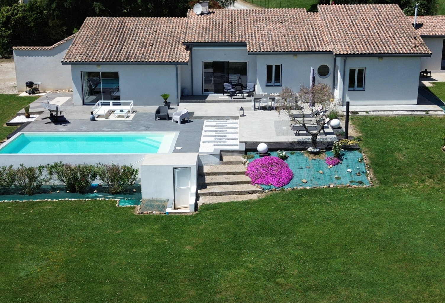 MAISON d'ARCHITECTE à 1 H de Bordeaux — photo 1