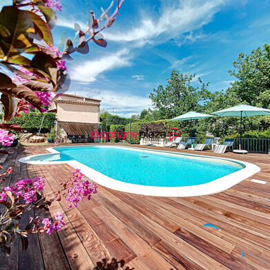 Maison 6 pièces 649000 €