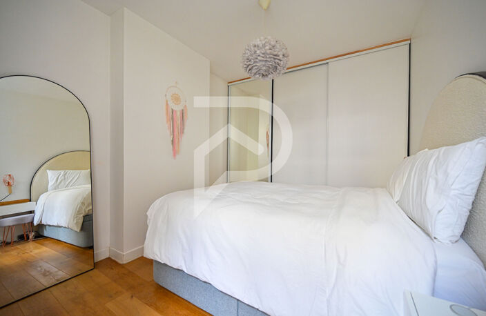 Appartement Paris 2 pièce(s) 34 m2 — photo 2
