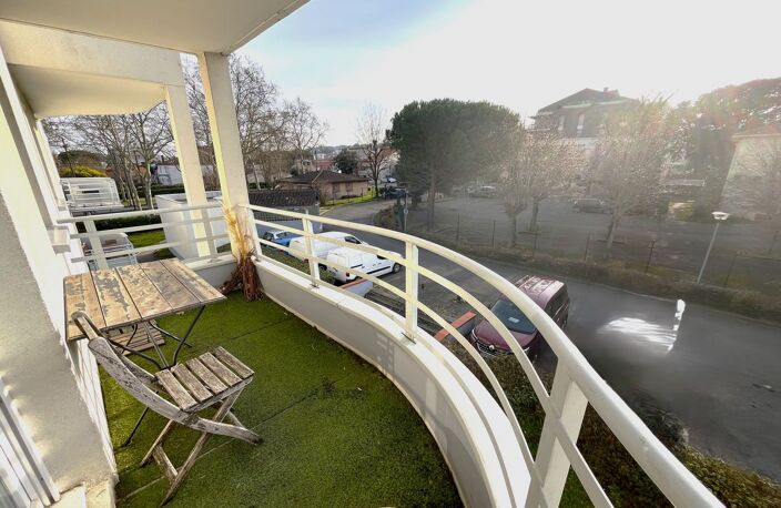 Appartement 3 pièces avec balcon et parking — photo 2
