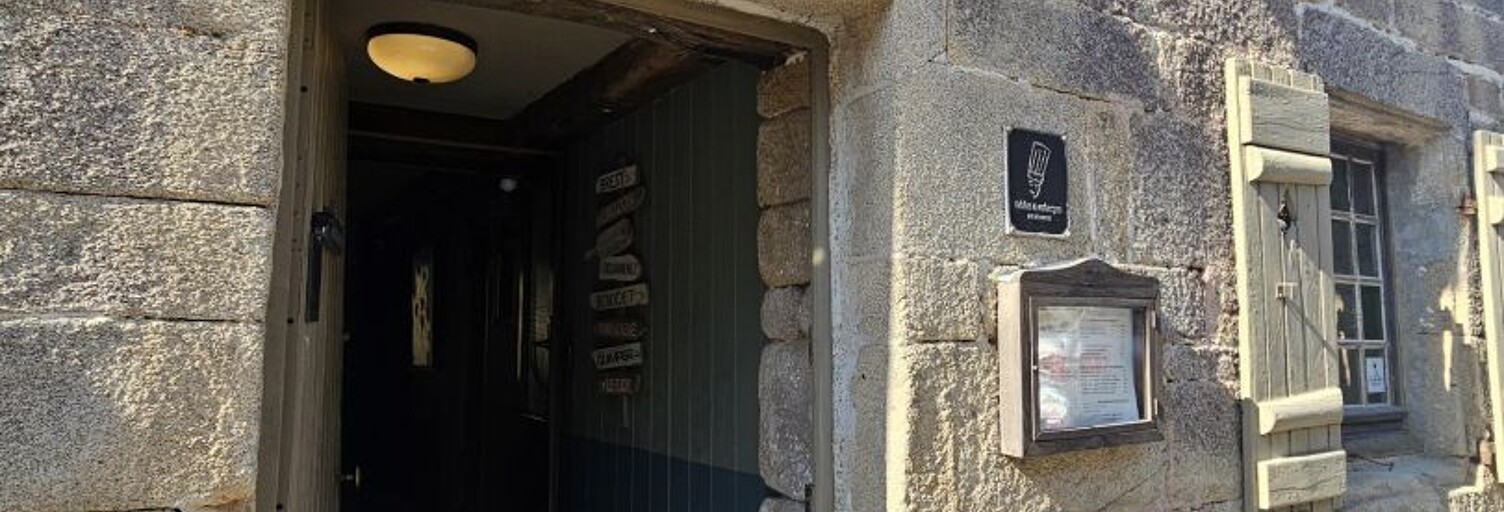 Commerce  310 m² à vendre à Audierne (29770)