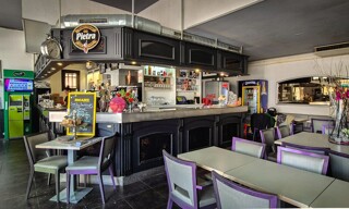Commerce  100 m² à vendre à Marignane (13700)