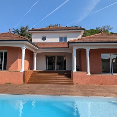 Maison 6 pièces 440000 €