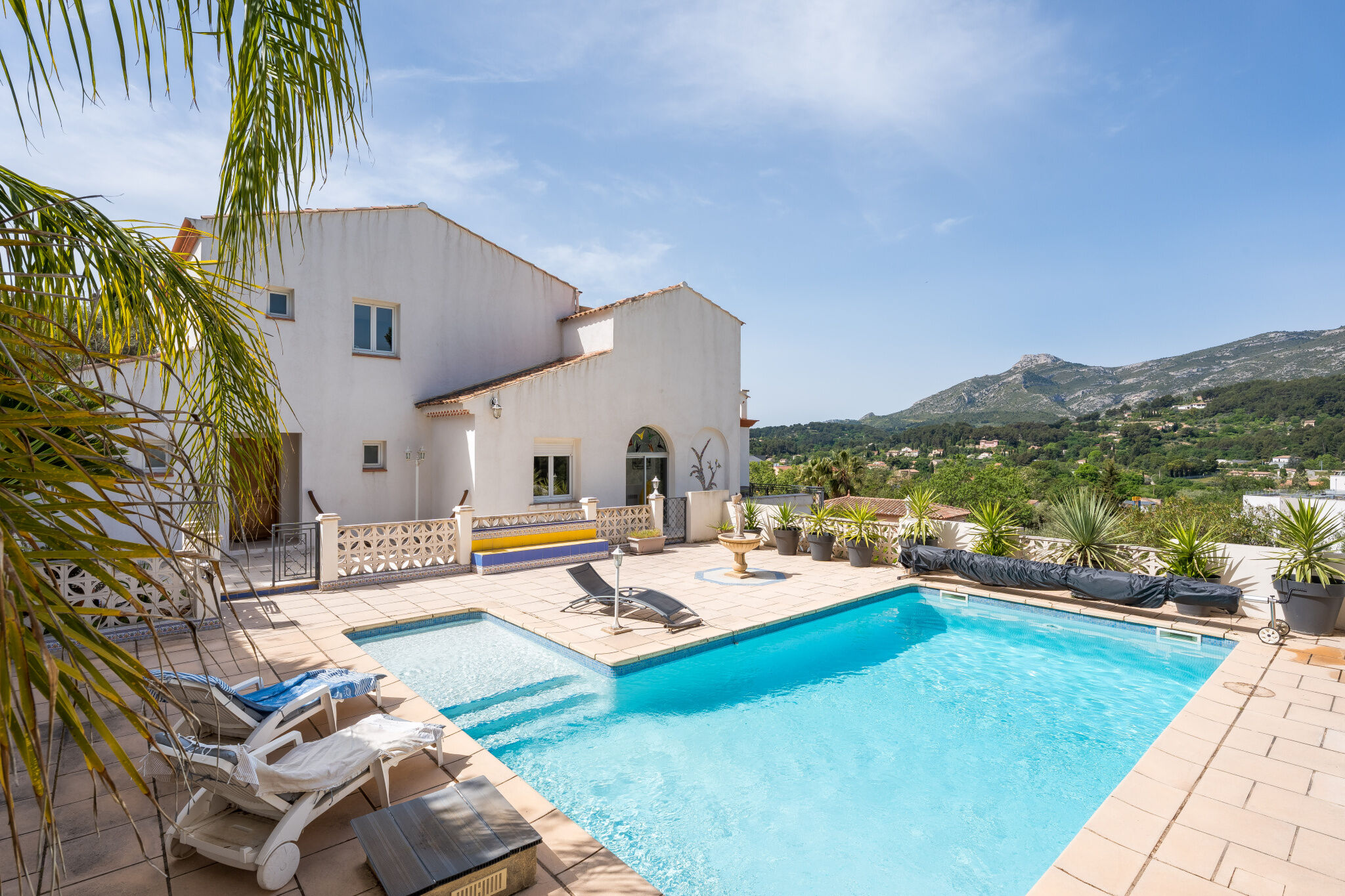 Villa / Maison 7 pièces  à vendre Roquevaire 13360