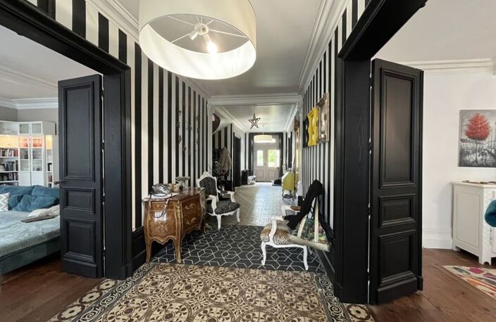Vente maison 14 pièces 367 m² Saint-Porchaire (17250) — photo 3