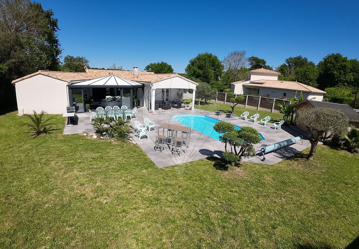 Villa / Maison 5 pièces  à vendre Mathes (Les) 17570