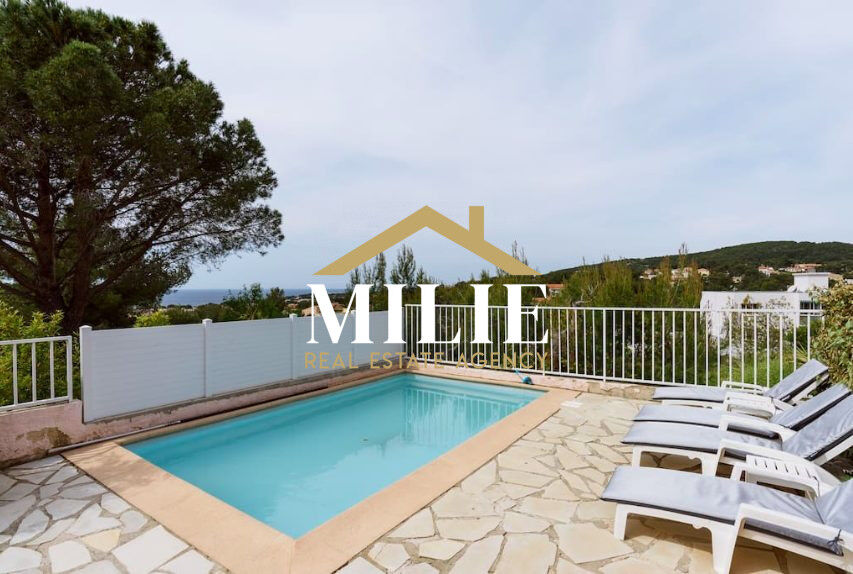 Villa / Maison 5 pièces  à vendre Bandol 83150
