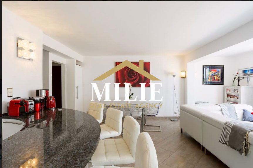 Villa / Maison  T5 à vendre Bandol 83150