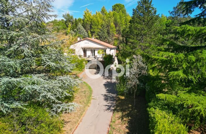 Maison avec 4 chambres et terrain de 4 247 m² à Ruoms — photo 3