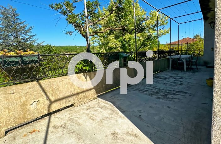 Maison avec 4 chambres et terrain de 4 247 m² à Ruoms — photo 4