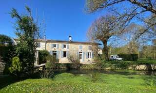 Maison 3 Pièces 166 m² à vendre à Saint-Hilaire-de-Villefranche (17770)