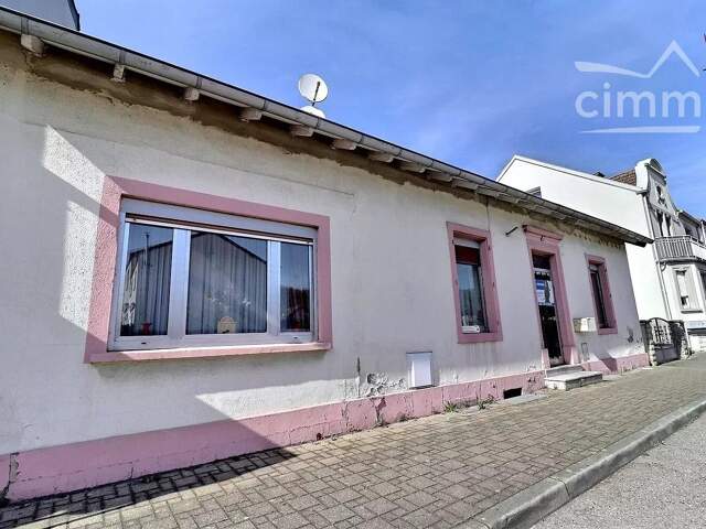 Maison Mitoyenne à rénover de 140.2 m² à STIRING-WENDEL — photo du bien