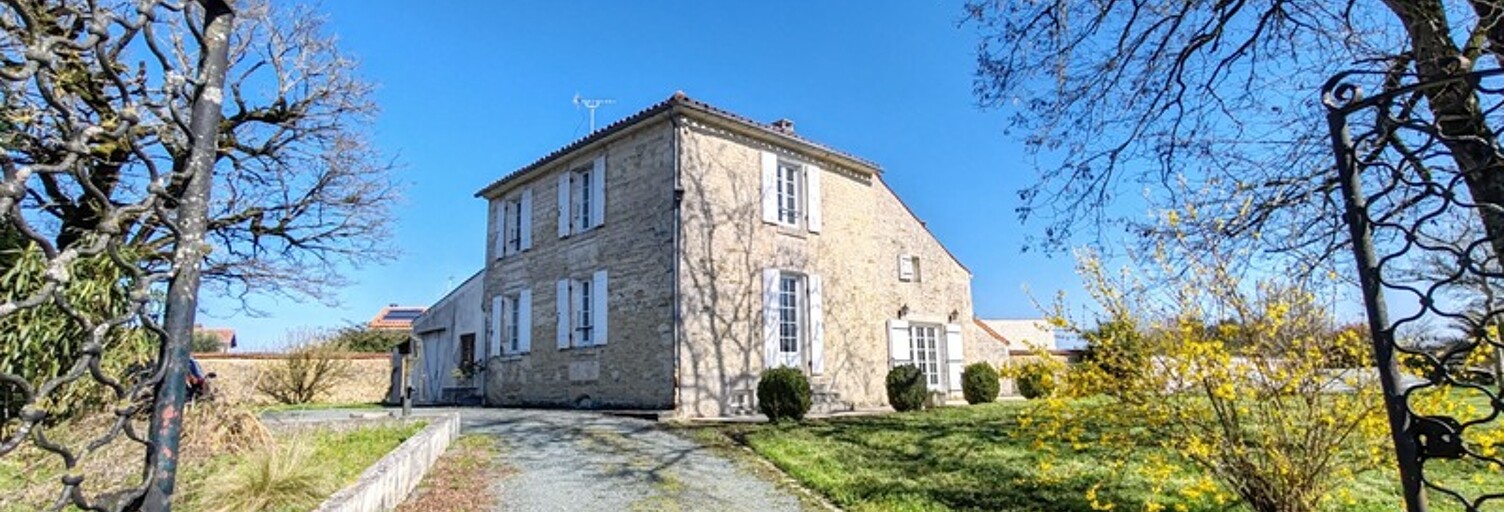 Maison 6 Pièces 155 m² à vendre à Pissotte (85200)