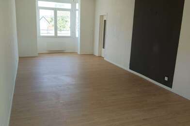 Appartement 3 pièces 730 €