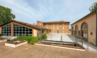 Immeuble  1250 m² à vendre à Gaillac (81600)