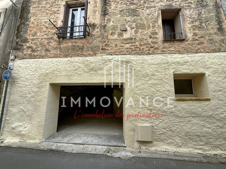 Immeuble avec 2 appartements et un garage — photo 1