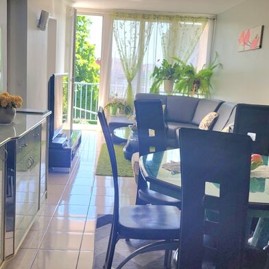 Appartement 4 pièces 165000 €