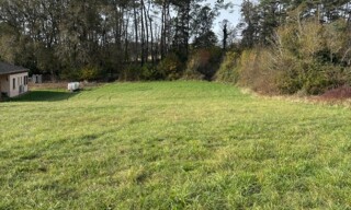 Terrain  2000 m² à vendre à Montagnac-la-Crempse (24140)