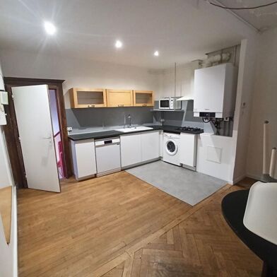 Appartement 3 pièces 800 €