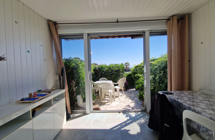 Appartement 2 pièces en rez de jardin avec vue mer — photo 4