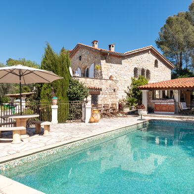 Maison 6 pièces 849000 €