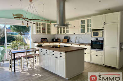 Maison 5 pièces 672750 €