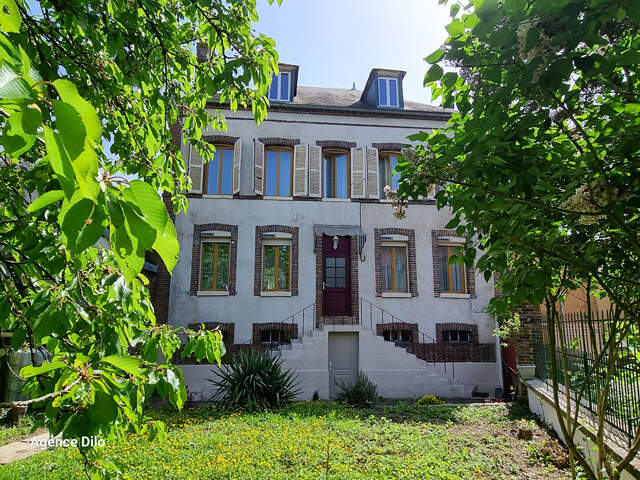 Maison Bourgeoise en Forêt d'Othe — photo du bien