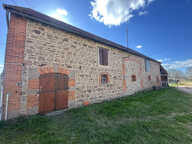 Corps de ferme et dépendances. Belle situation calme avec vu — photo 3
