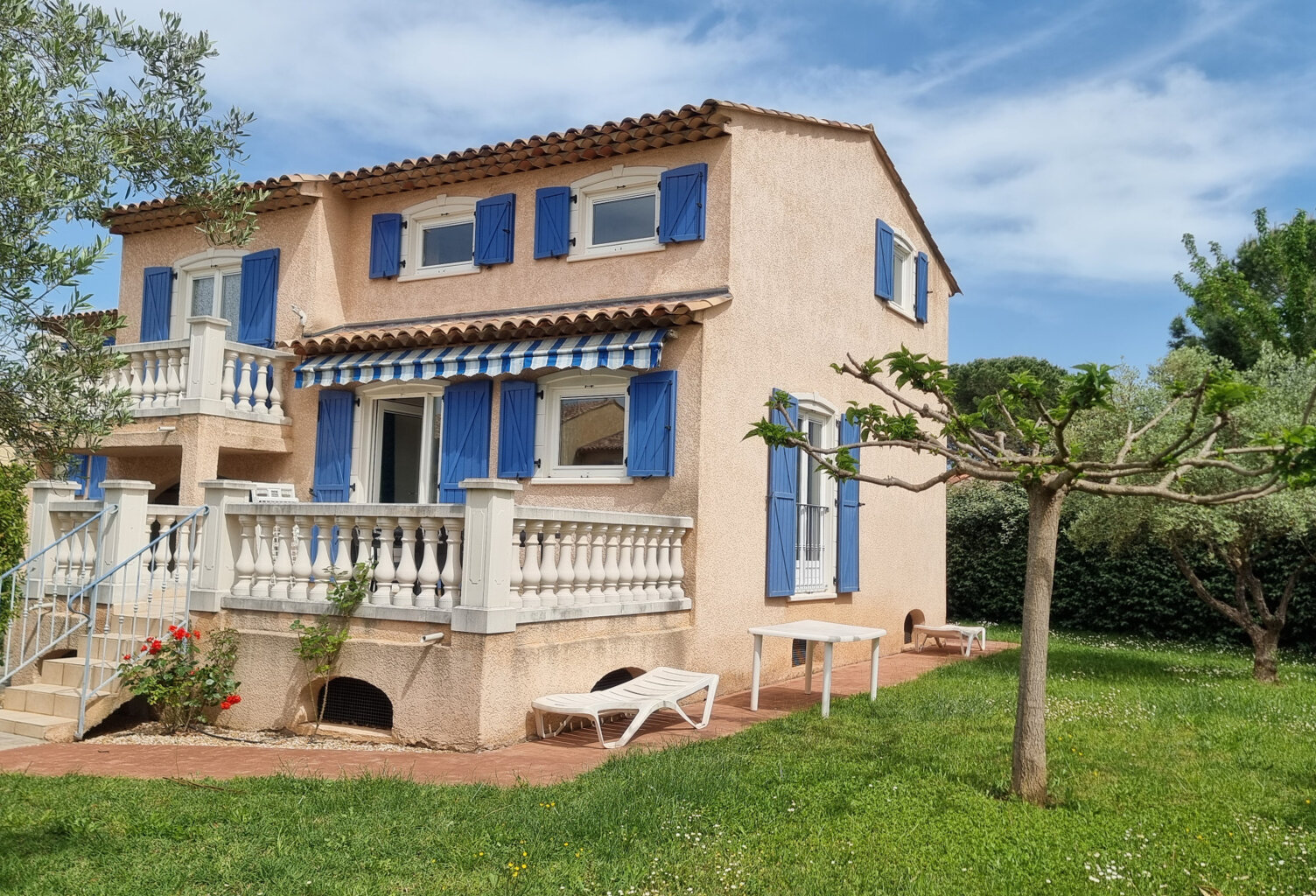 VAR (83) - À VENDRE - VIDAUBAN - Villa 4 chambres en para-ho — photo 1