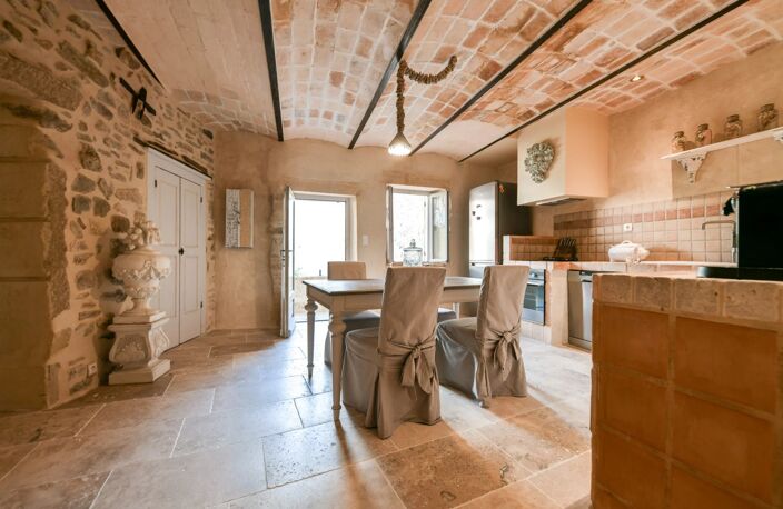 Maison de village en pierre à seulement 10 minutes d'Uzès — photo 4