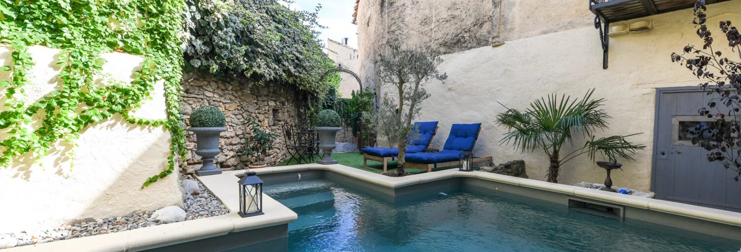 Maison 8 Pièces 180 m² à vendre à Uzès (30700)