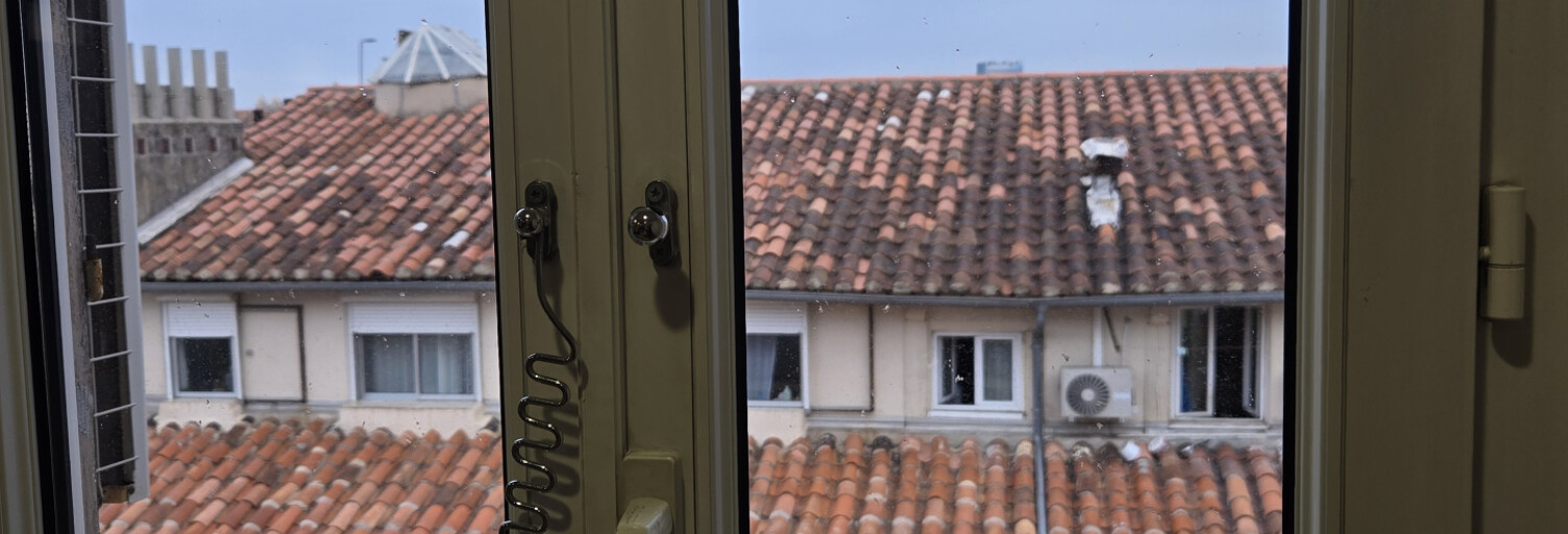 Bureau  15 m² à louer à Marseille 6 (13006)