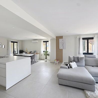 Maison 7 pièces 999000 €