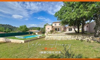 Maison 8 Pièces 164 m² à vendre à Rocbaron (83136)