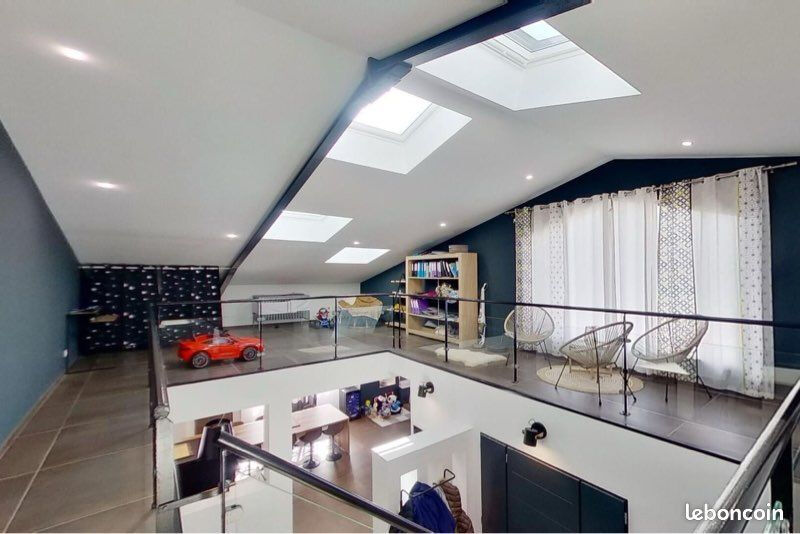 Idron Maison 5 pièces 208 m²
