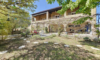 Maison 7 Pièces 167 m² à vendre à Gargas (84400)