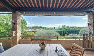 Maison 7 Pièces 167 m² à vendre à Gargas (84400)