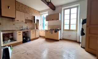 Maison 10 Pièces 340 m² à vendre à Saint-Paul-Cap-de-Joux (81220)